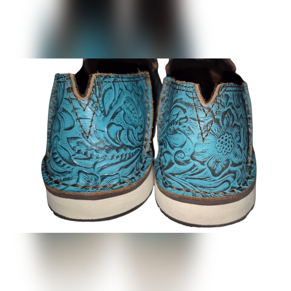 Ariat Women's Blue Embossed Loafers - Picture 3 of 10